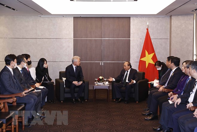 Chủ tịch nước tiếp&nbsp;Ph&oacute; Chủ tịch, ki&ecirc;m Gi&aacute;m đốc Điều h&agrave;nh (CEO) Tập đo&agrave;n LG - &ocirc;ng Kwon Bong-seok.