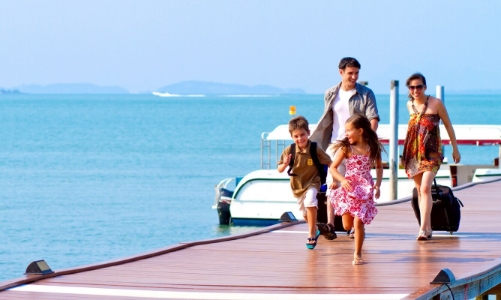 Nhóm doanh nghiệp du lịch, thời trang, làm đẹp... “quay lại” thời hoàng kim