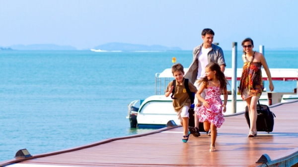 Nhóm doanh nghiệp du lịch, thời trang, làm đẹp... “quay lại” thời hoàng kim