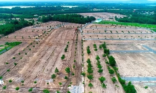 Nhà đầu tư mất tiền vào dự án khu biệt thự “ma”