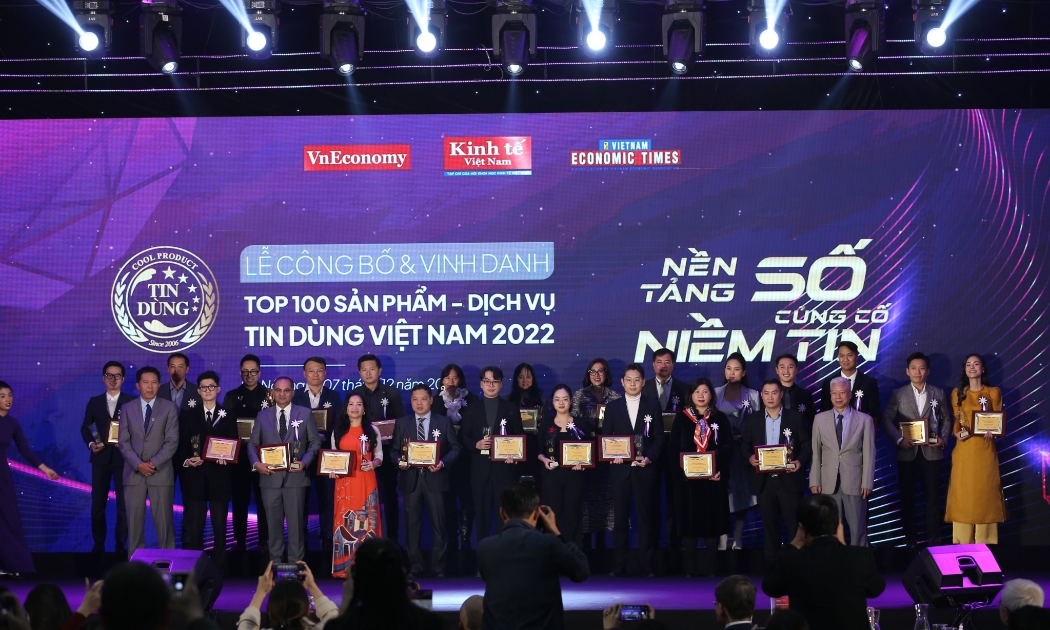 Các doanh nghiệp nhận giải thưởng TOP 100 Sản phẩm - Dịch vụ Tin dùng Việt Nam 2022.