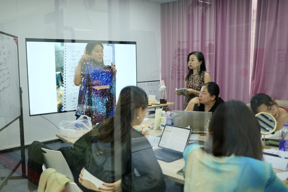 Một buổi bootcamp livestream bán hàng trên TikTok