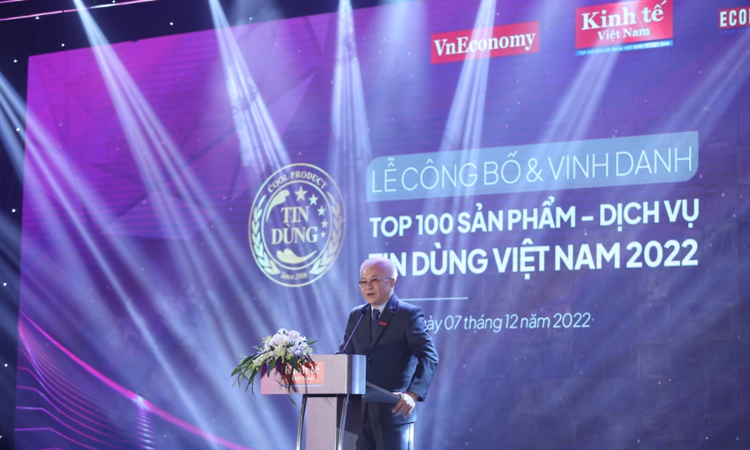 TS Chử Văn Lâm phát biểu tại chương trình Tin dùng Việt Nam năm 2022.