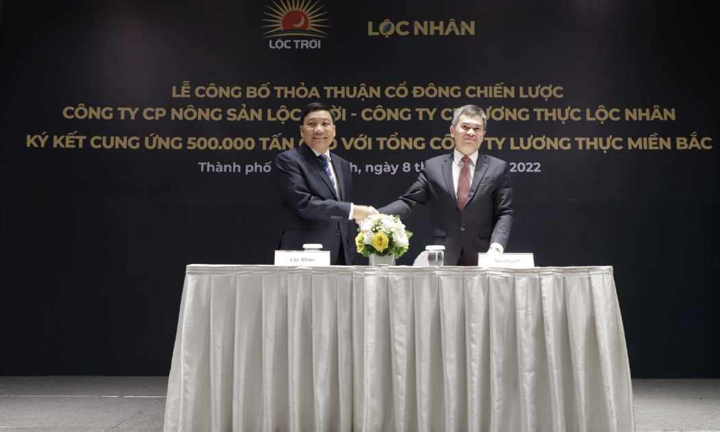 Thành viên mới của Tập đoàn Lộc Trời ký kết cung ứng 500.000 tấn gạo cho VinaFood1 trong năm 2023.
