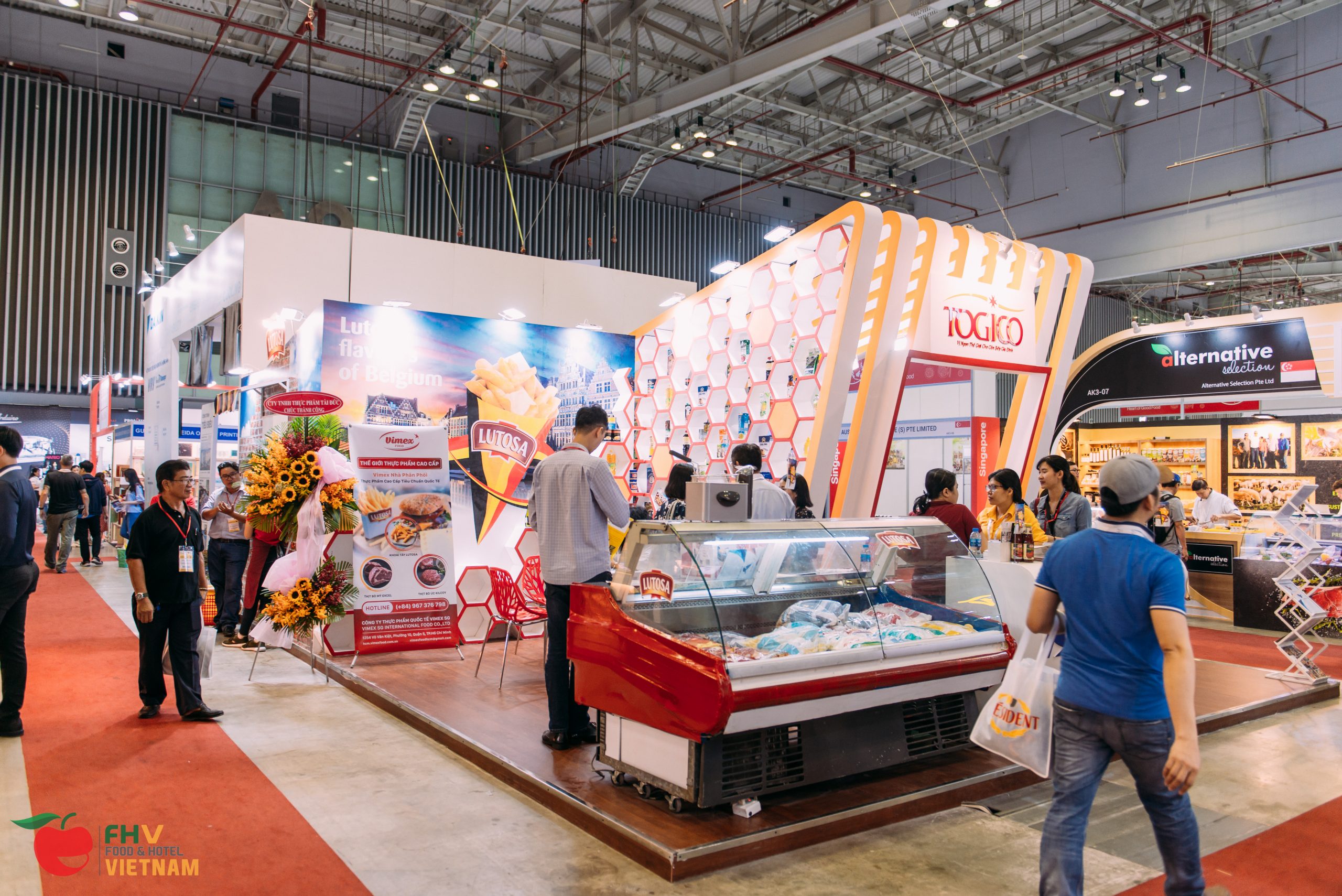 Triển lãm Food & Hotel Vietnam 2022 quy tụ hơn 300 doanh nghiệp, trong đó có hơn 65% là doanh nghiệp nước ngoài đến từ 28 quốc gia và vùng lãnh thổ.