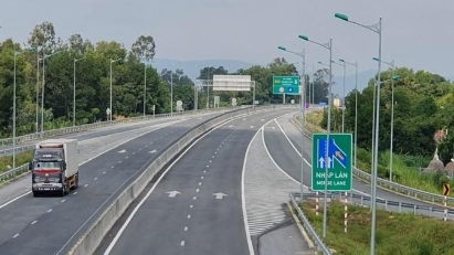 $89mln invested in building Hoa Lien-Tuy Loan expressway section