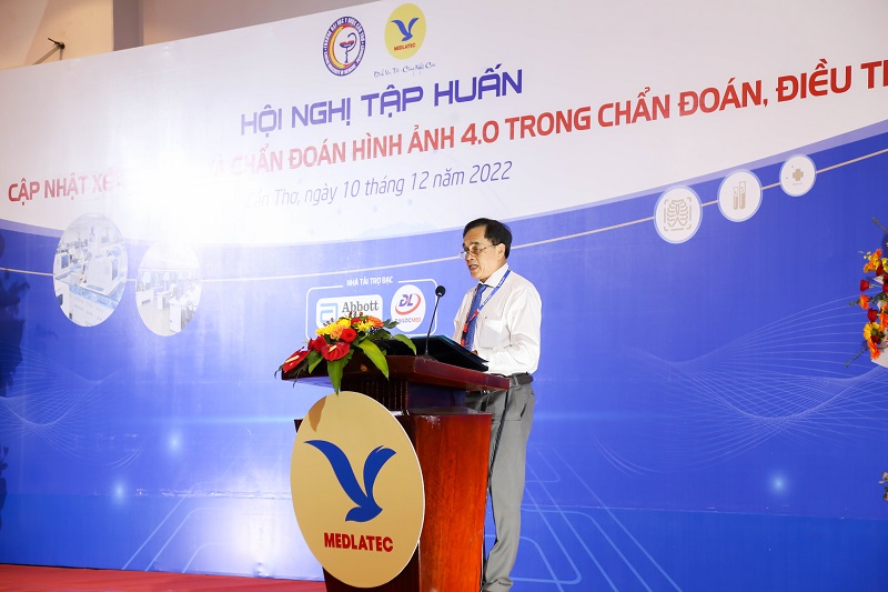 BSCKII. Cao Hoàng Anh, Phó Giám đốc Sở Y tế Cần Thơ phát biểu tại hội nghị.
