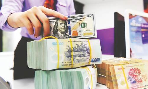 Điều chỉnh chỉ tiêu tín dụng: Tiếp thêm 200.000 tỷ vào nền kinh tế  