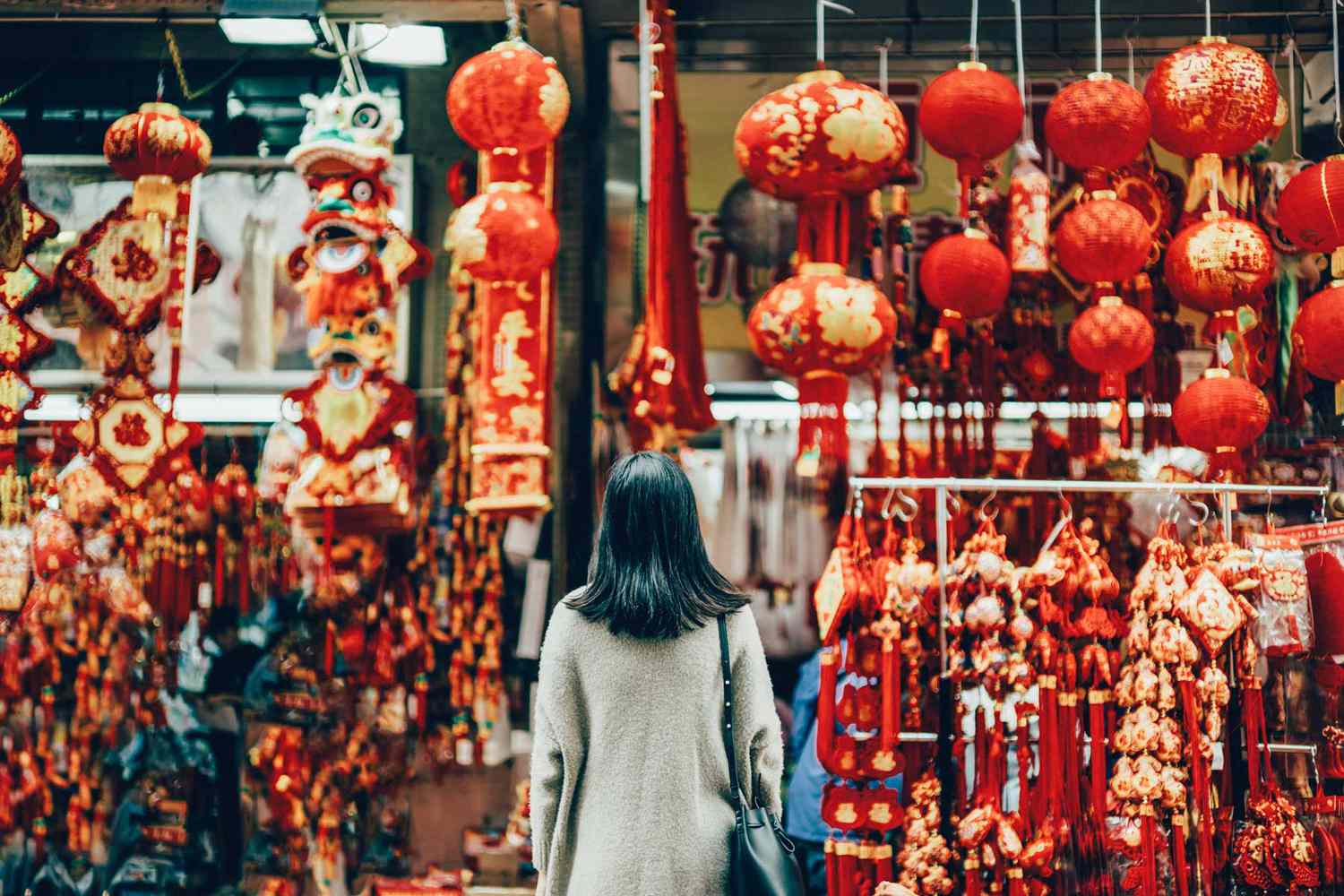 Năm nay, du khách có xu hướng đi du lịch tự túc nhiều hơn là mua tour thông qua các công ty du lịch. 