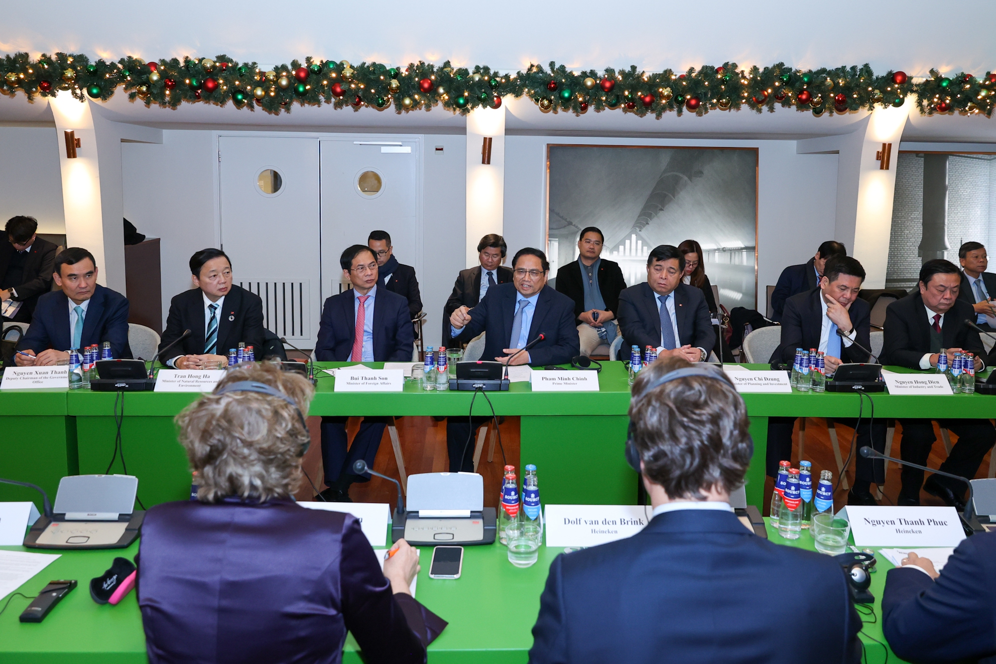 Thủ tướng cho biết Việt Nam hoan ngh&ecirc;nh cơ chế mua b&aacute;n điện trực tiếp theo tinh thần h&agrave;i h&ograve;a lợi &iacute;ch, chia sẻ rủi ro giữa c&aacute;c b&ecirc;n - Ảnh: VGP