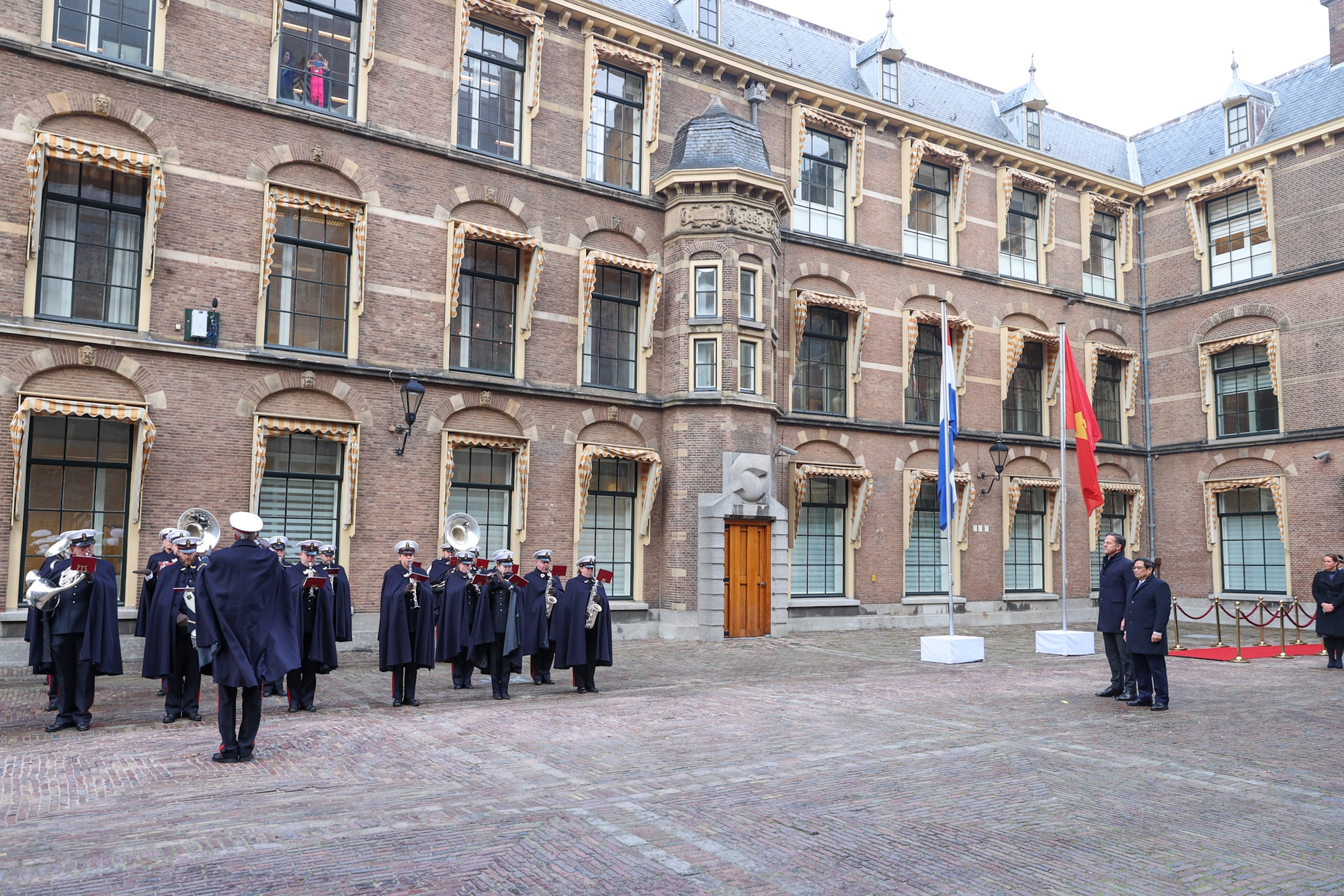 Sau lễ đón chính thức, Thủ tướng Phạm Minh Chính và Thủ tướng Vương quốc Hà Lan Mark Rutte tiến hành hội đàm - Ảnh: VGP