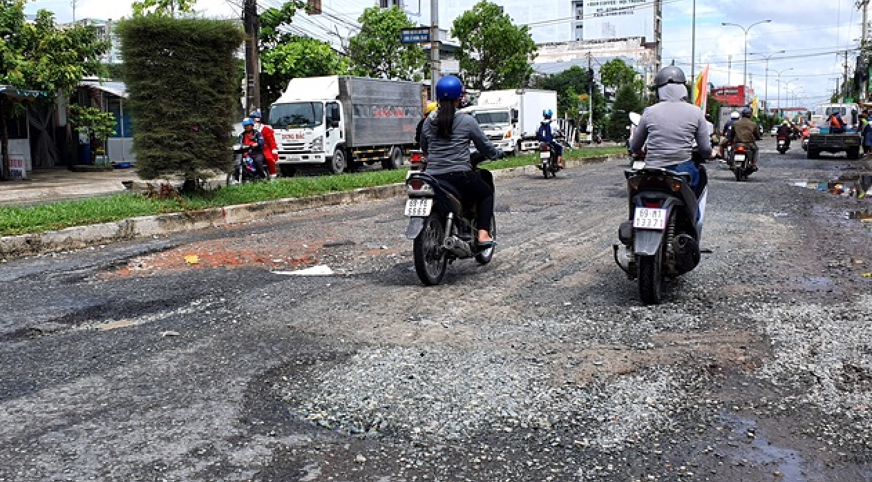 Quốc lộ 63 đoạn qua địa bàn tỉnh đã có chủ trương đầu tư từ năm 2010 nhưng đến nay đã hơn 10 năm chưa được đầu tư nâng cấp mở rộng.