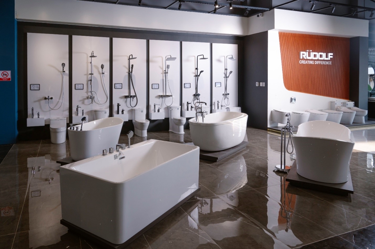 Kh&ocirc;ng gian trưng b&agrave;y c&aacute;c sản phẩm trang tr&iacute; nội thất thương hiệu to&agrave;n cầu.