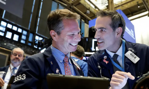 Chứng khoán Mỹ xanh rực sau báo cáo CPI, giá dầu cũng tăng mạnh