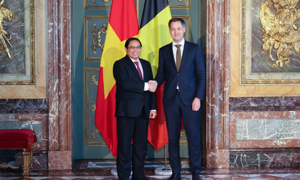 Thủ tướng Alexander De Croo và Thủ tướng Chính phủ Phạm Minh Chính trước hội đàm - Ảnh: VGP