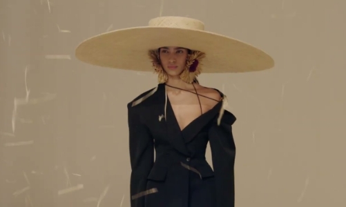 BST Xuân - Hè 2023 của Jacquemus: mùa hè bền vững