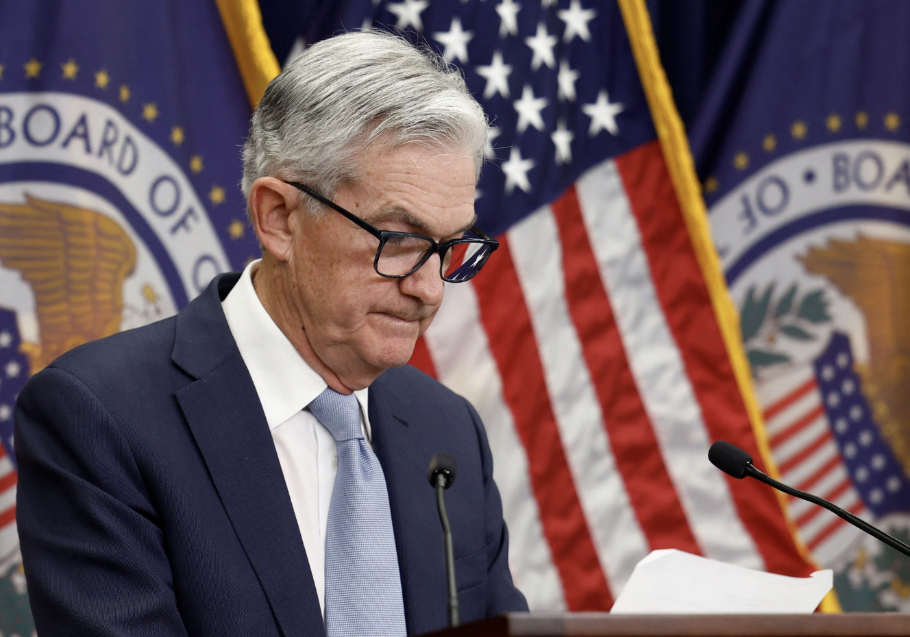 Chủ tịch Fed Jerome Powell tại cuộc họp báo ngày 14/12 ở Washington DC sau cuộc họp chính sách tiền tệ của Fed - Ảnh: Reuters.
