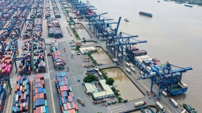 HCMC retains lead in 11M trade turnover