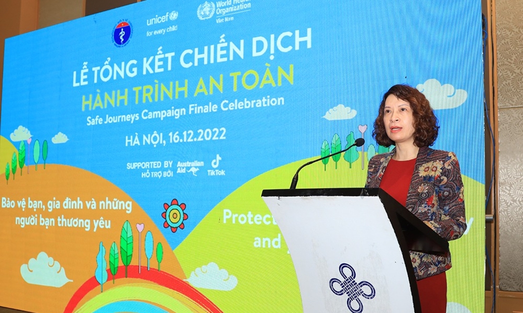 Thứ trưởng Bộ Y tế Nguyễn Thị Liên Hương phát biểu tại chương trình. 