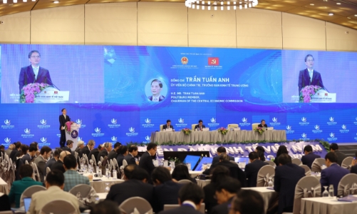 Vững vàng đưa kinh tế Việt Nam vượt qua thách thức