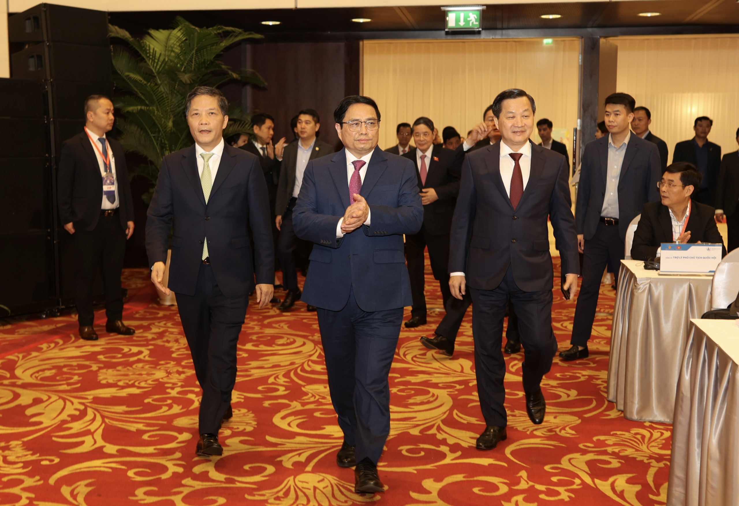 Tại sự kiện, Thủ tướng Chính phủ Phạm Minh Chính, Trưởng Ban Kinh tế Trung ương Trần Tuấn Anh, đại diện các bộ Kế hoạch và Đầu tư, Công thương, Tài chính, Ngân hàng Nhà nước Việt Nam... sẽ nghe các bài tham luận về tổng quan kinh tế Việt Nam trong năm 2022 và những vấn đề đặt ra trong năm 2023.