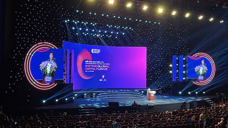 Toàn cảnh Diễn đàn Quỹ đầu tư Khởi nghiệp sáng tạo Việt Nam 2022 với chủ đề "Dịch chuyển dòng vốn đầu tư toàn cầu".