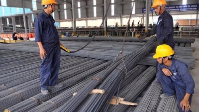 11M steel production and consumption continue downwards