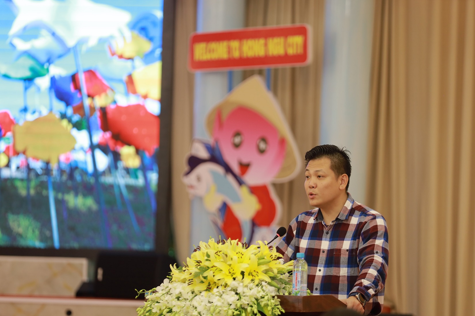 Ông Nguyễn Trọng Tuấn: 