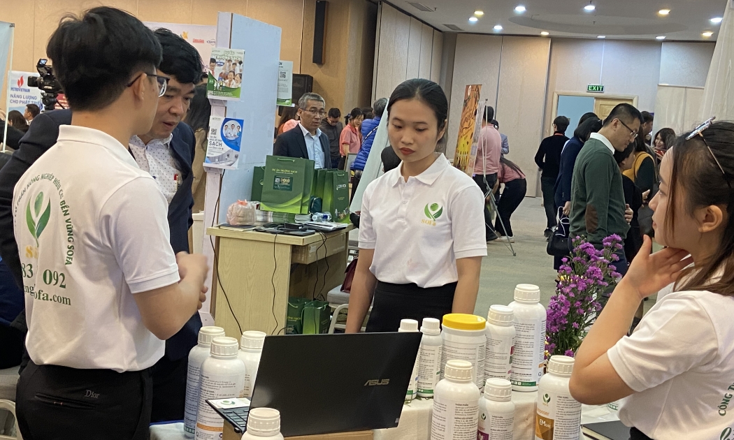 Nhiều dự án khởi nghiệp được trưng bày, giới thiệu tại Chương trình.