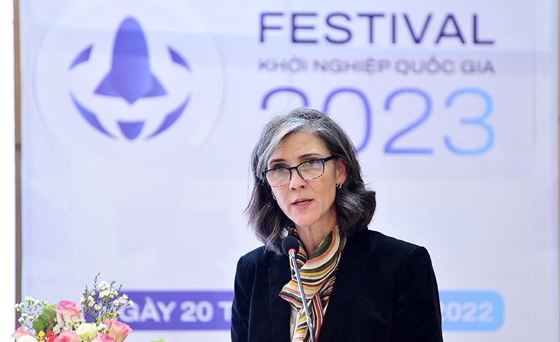 B&agrave; Ramla Khalidi, Trưởng Đại diện Thường tr&uacute; UNDP tại Việt Nam.