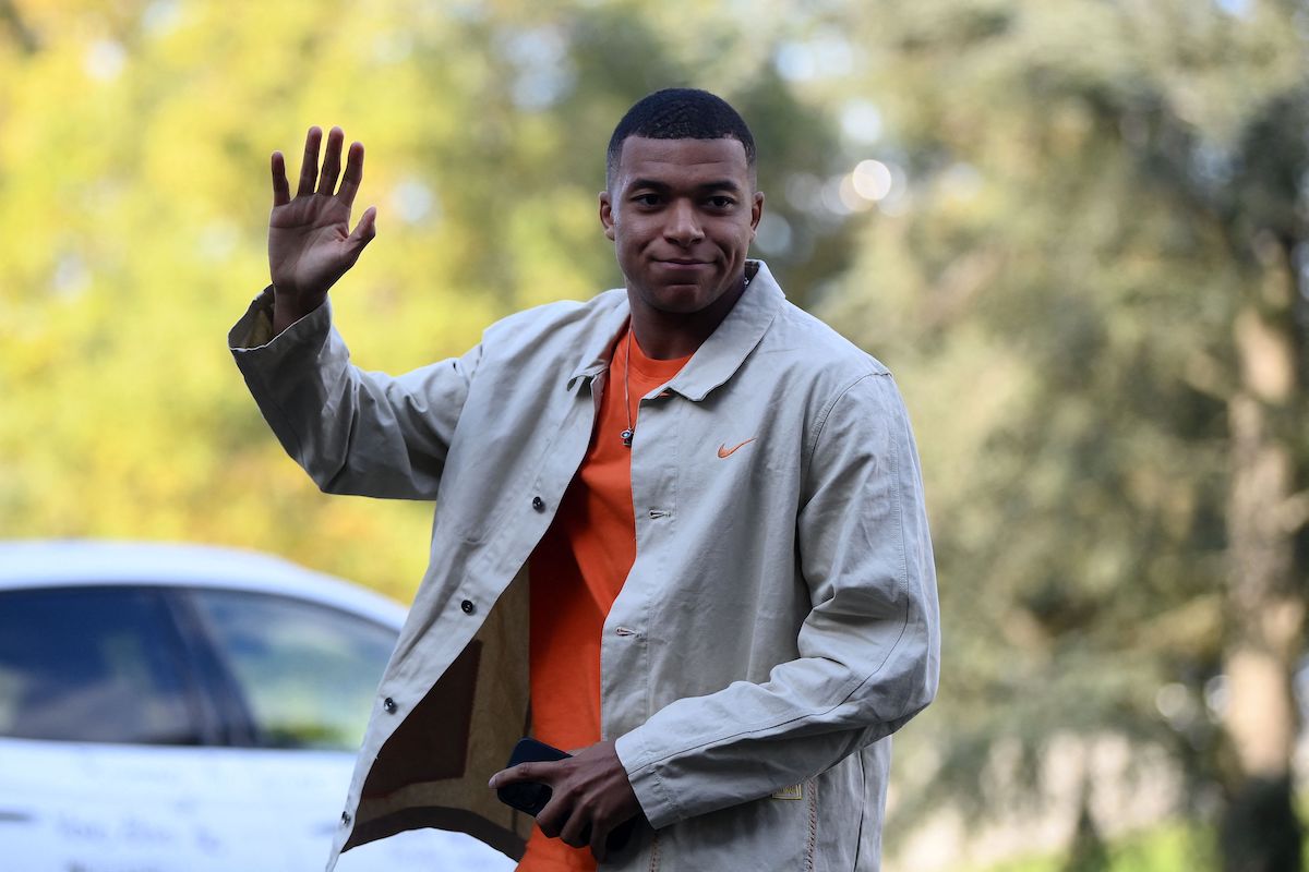 Mbappé là một trong những vận động viên thành công nhất về tài chính trong môn thể thao bóng đá.