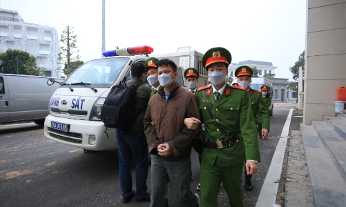 Xét xử vụ AIC gian lận thầu: Quy trình 70 bước trúng thầu “theo mong muốn”