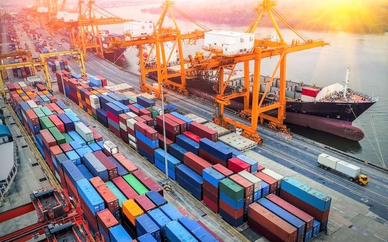 Vietnam aims to become regional logistics center