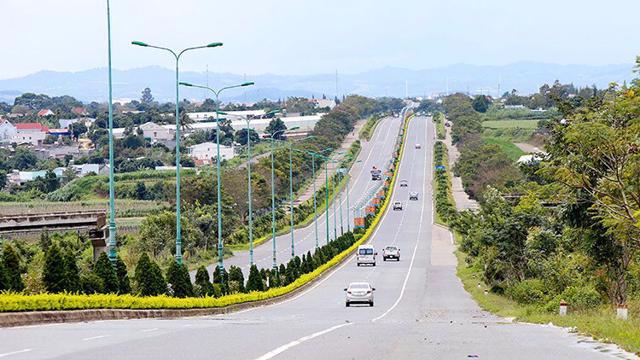 The expressway project is expected to use VND7.7 trillion ($328 million) from the State budget.