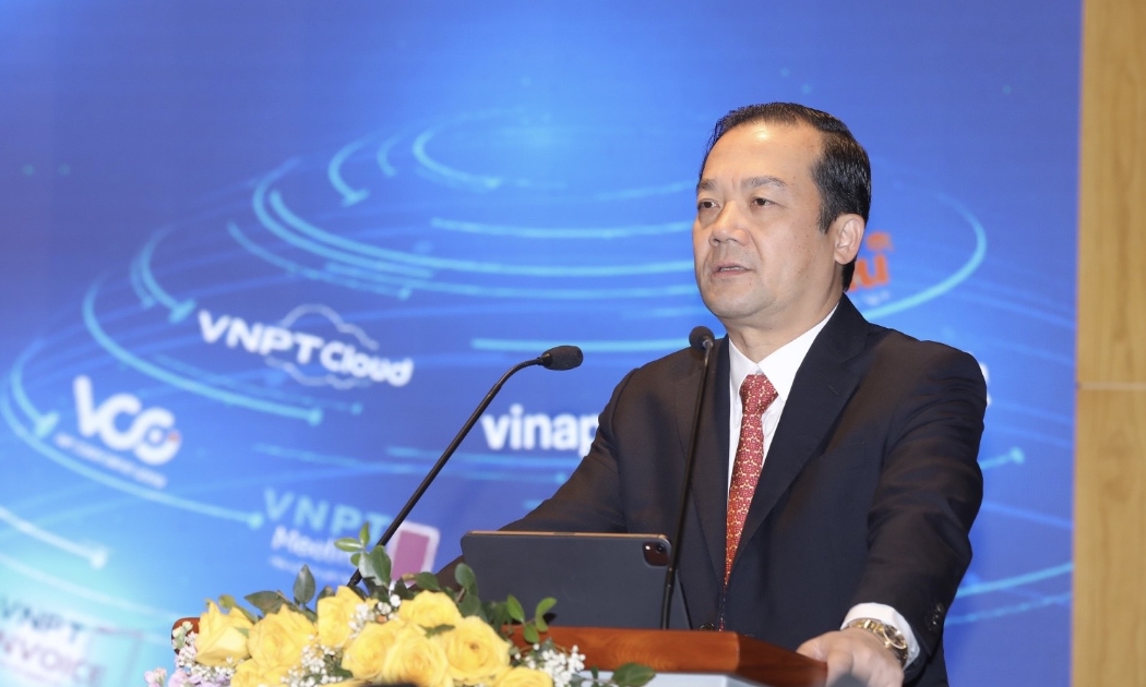 Thứ trưởng Bộ Thông tin và Truyền thông Phạm Đức Long