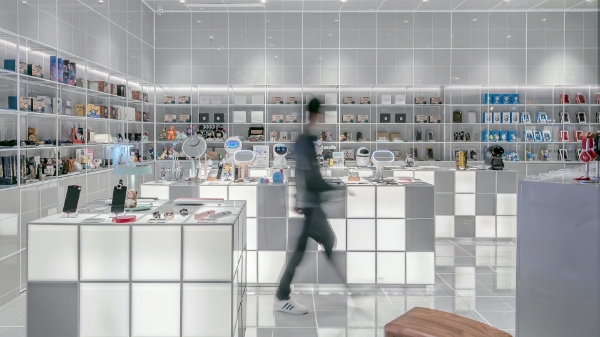 Những thách thức của tiêu dùng xa xỉ trong năm 2023  