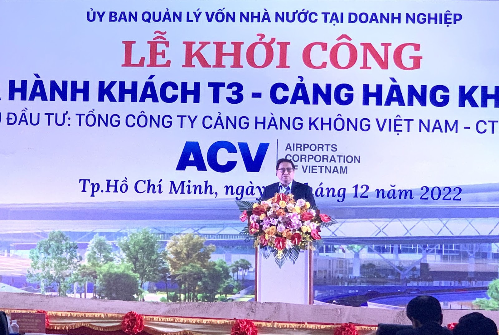 Thủ tướng Ch&iacute;nh phủ đ&aacute;nh gi&aacute; cao nỗ lực của c&aacute;c đơn vị trong việc phấn đấu khởi c&ocirc;ng nh&agrave; ga T3 s&acirc;n bay T&acirc;n Sơn Nhất trong th&aacute;ng 12.
