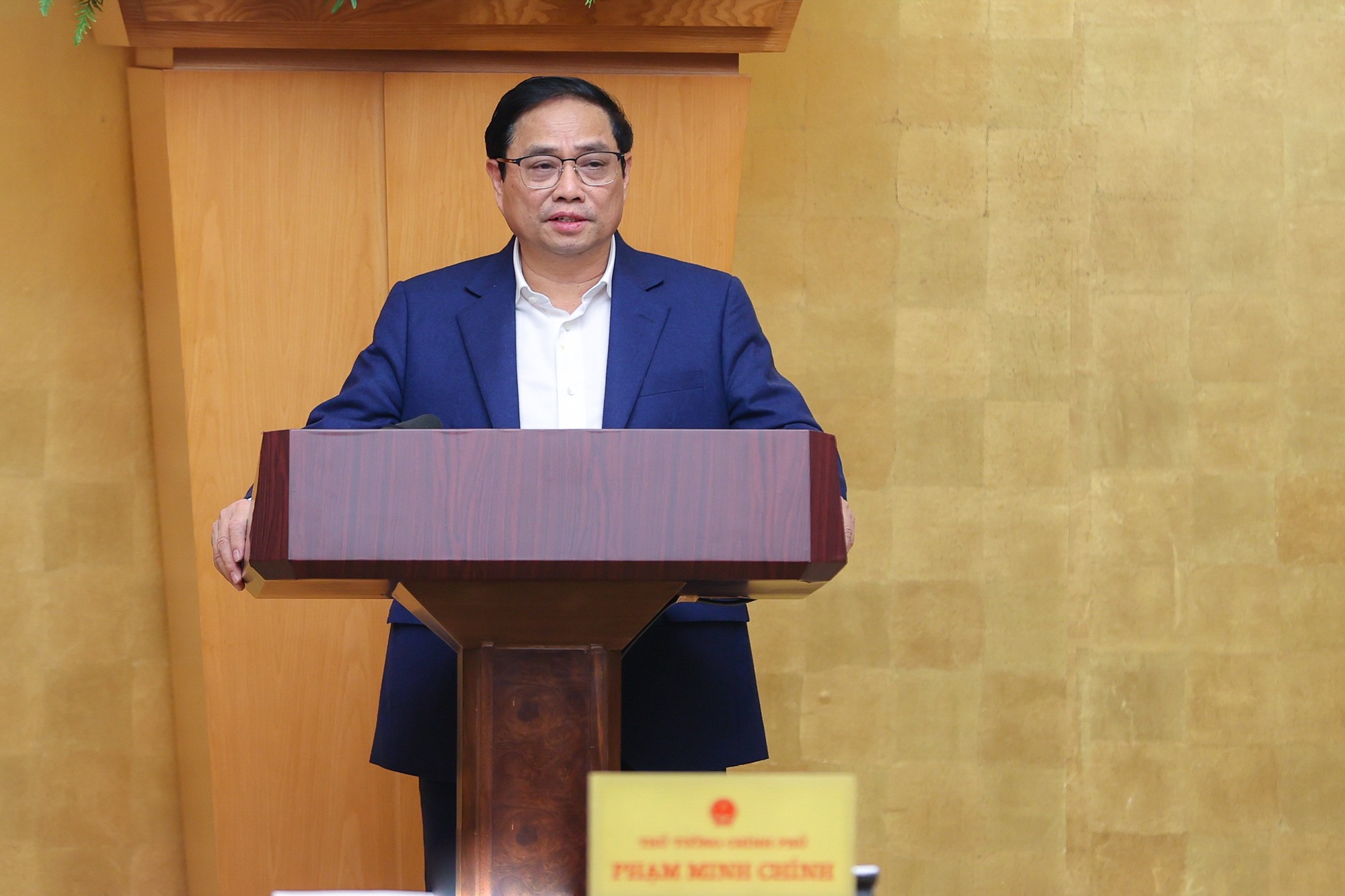 Thủ tướng Phạm Minh Chính phát biểu tại phiên họp - Ảnh: VGP