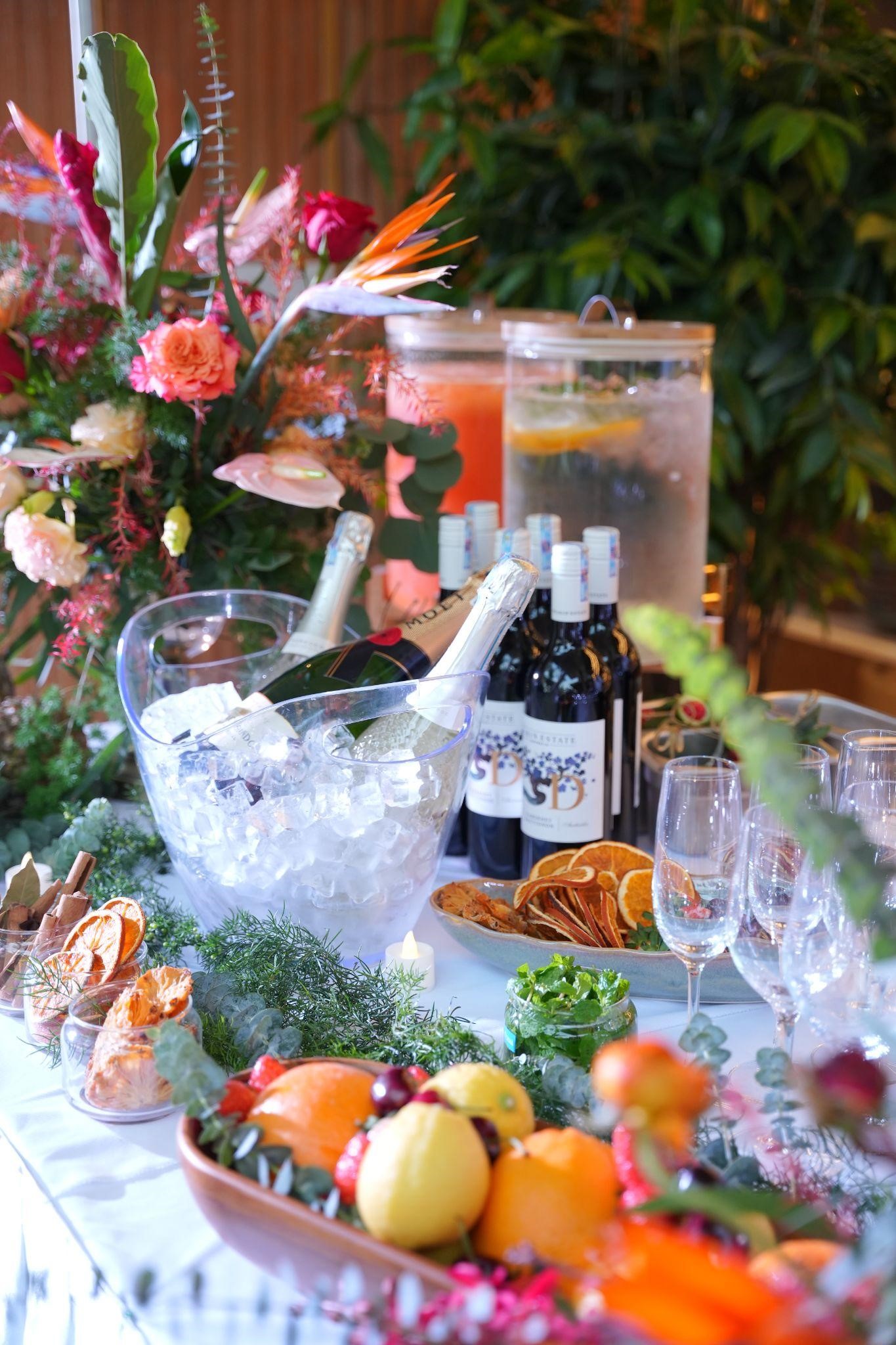 Hương vị m&oacute;n ăn độc đ&aacute;o v&agrave; chất lượng dịch vụ theo ti&ecirc;u chuẩn quốc tế sẽ mang tới trải nghiệm kh&oacute; qu&ecirc;n cho thực kh&aacute;ch.