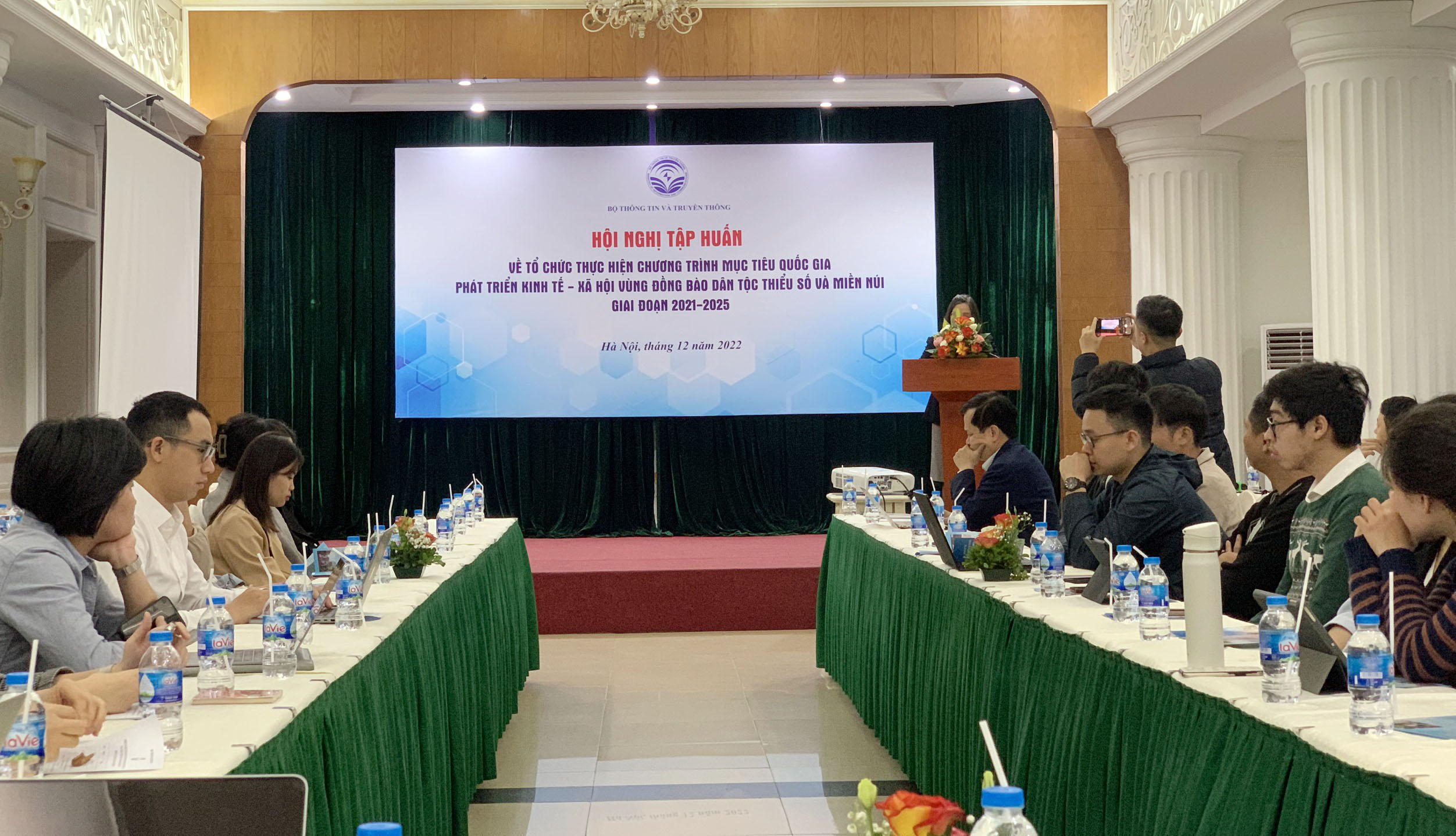 Toàn cảnh Hội nghị