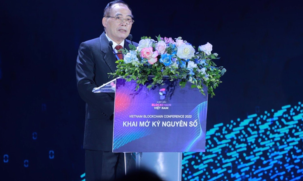 Ông Hoàng Văn Huây - Chủ tịch Hiệp hội Blockchain Việt Nam phát biểu tại lễ ra mắt.