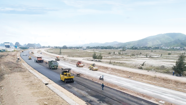 Ngành giao thông nỗ lực hoàn thành dự án trọng điểm