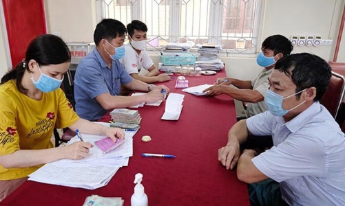 Chi trả an sinh không dùng tiền mặt không phát sinh thêm thủ tục