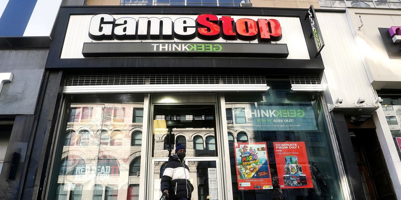 Cổ phiếu vô danh GameStop từng làm khuynh đảo Phố Wall khi tăng giá chóng mặt trong năm 2020-2021 - Ảnh: Getty Images