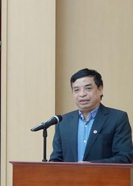 Ông Nguyễn Văn Truyền, Cục phó Cục Quản lý giá .