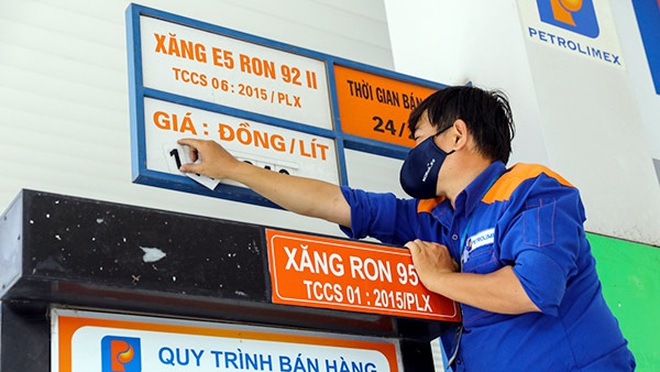 Xăng dầu giảm giá kéo CPI tháng 12 giảm nhẹ