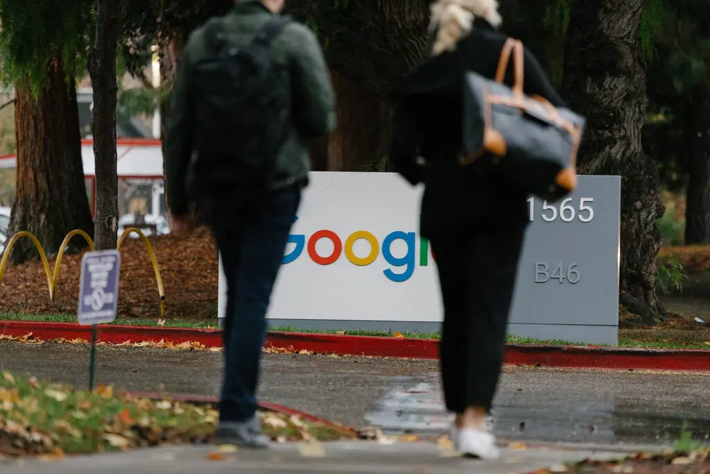 Vào tháng 10, Google cho biết họ sẽ làm chậm quá trình tuyển dụng và