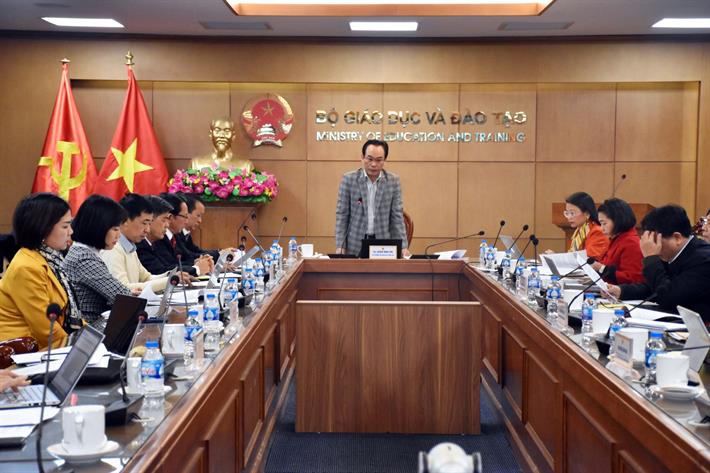 Thứ trưởng Hoàng Minh Sơn chủ trì Tọa đàm. Ảnh: Bộ Giáo dục và Đào tạo