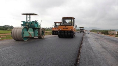PM calls for expressway projects to be sped up