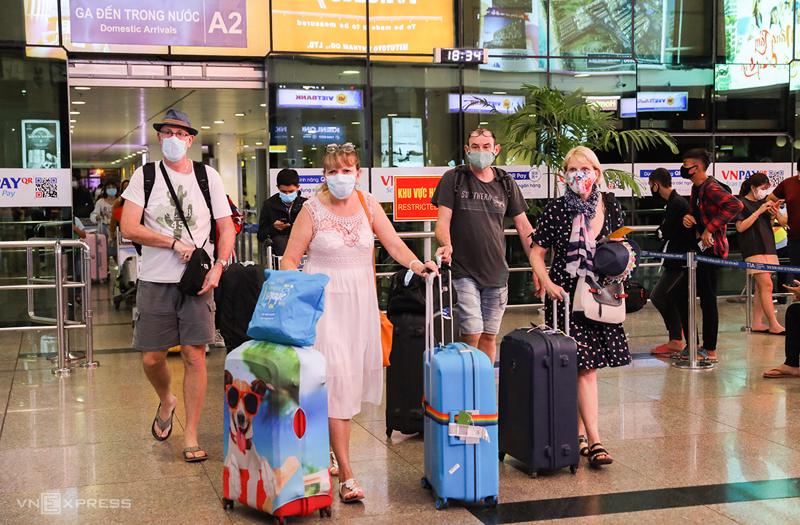 Foreign passenger transport providers carried 5.2 million passengers in 2022, up 32.6 per cent against 2021.